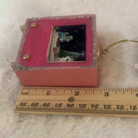 Target 2022 Wondershop Retro TV Ornament - Picture 6 of 7